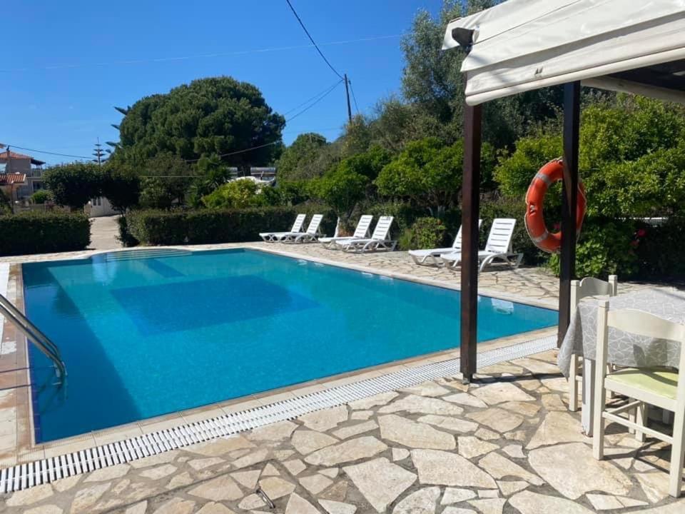 Moulinos Studios Svoronata Buitenkant foto